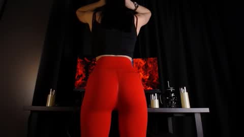 darkspark_ online show from December 16, 12:33 pm