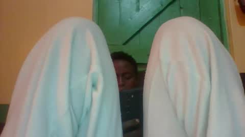 darkvelvet503011 online show from October 23, 7:25 am