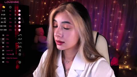 Snapshot of darlabelle chatting on January 16, 5:00 am Belle online show from January 16, 5:00 am