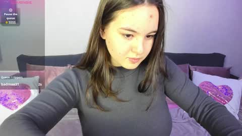 darlenedolce online show from December 19, 10:02 am