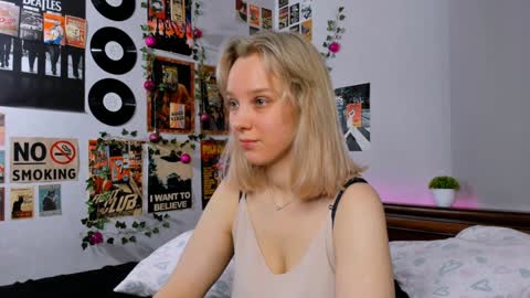 lina online show from January 28, 8:26 pm