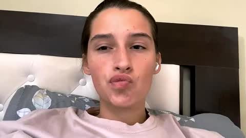 Emily online show from September 11, 2:50 pm