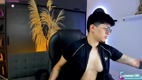 Dass Roman online show from May 25, 10:20 pm