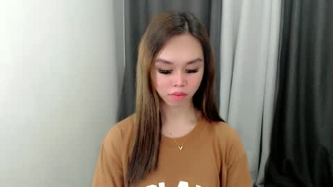 Snapshot of davinascott_03 chatting on September 28, 9:53 pm Davina online show from September 28, 9:53 pm