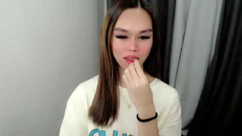 Snapshot of davinascott_03 chatting on September 21, 10:52 pm Davina online show from September 21, 10:52 pm