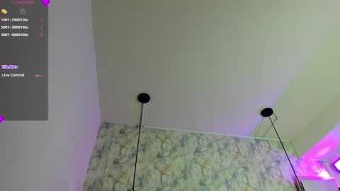 Snapshot of dayana_harlow2 chatting on October 5, 3:50 pm dayana_harlow2 online show from October 5, 3:50 pm