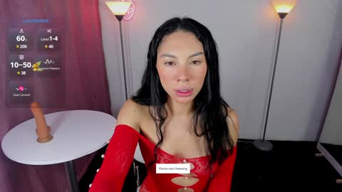I am Dayanna  tecca online show from December 2, 9:04 pm