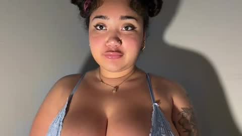 dayqueen1 online show from August 4, 10:10 am