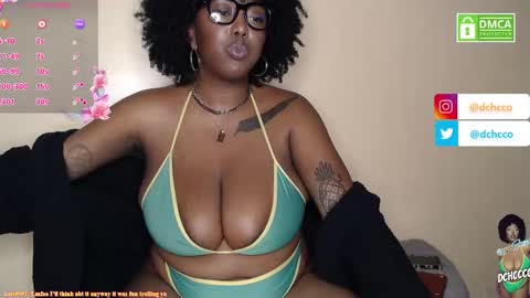 Snapshot of dchcco chatting on January 27, 2:31 am Duchess Coco - Coco Puffs online show from January 27, 2:31 am