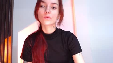 Snapshot of dead_girll chatting on October 21, 11:31 pm freak online show from October 21, 11:31 pm