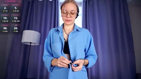 Snapshot of deannmaslen chatting on September 20, 6:34 am Charlie 18yo online show from September 20, 6:34 am