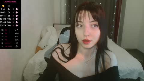 dear_helga online show from December 10, 4:49 pm