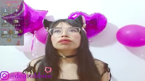 Snapshot of dearabbie chatting on February 19, 10:34 am DearAbbie online show from February 19, 10:34 am