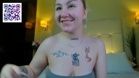 Snapshot of debbie_taylor chatting on October 4, 5:17 pm Debbie Mon Tue Fri Sun Sat GMT 3 1000am - 0400pm  online show from October 4, 5:17 pm