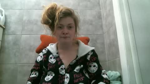 DEBBIE online show from April 15, 6:19 pm