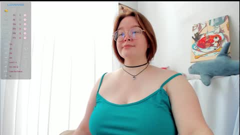 Snapshot of debbiewood chatting on February 24, 5:19 am DeboraDebbieDee online show from February 24, 5:19 am