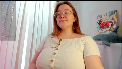 Snapshot of debbiewood chatting on February 13, 5:48 am DeboraDebbieDee online show from February 13, 5:48 am