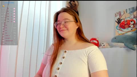 Snapshot of debbiewood chatting on February 14, 5:30 am DeboraDebbieDee online show from February 14, 5:30 am