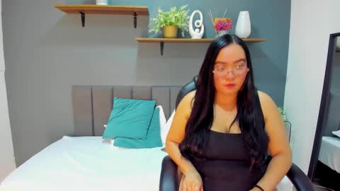 deborah_jamesx online show from September 25, 11:53 am