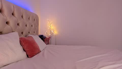 Snapshot of dee_nise chatting on December 29, 12:12 pm Denise online show from December 29, 12:12 pm