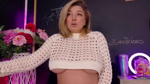 Deea online show from January 11, 8:36 pm