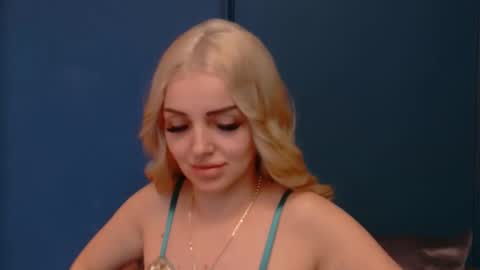 DeeaVIP online show from March 18, 7:24 am