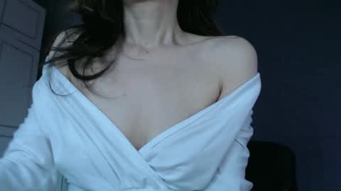 KamiDevi online show from November 17, 3:24 pm