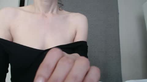 KamiDevi online show from September 20, 3:43 pm