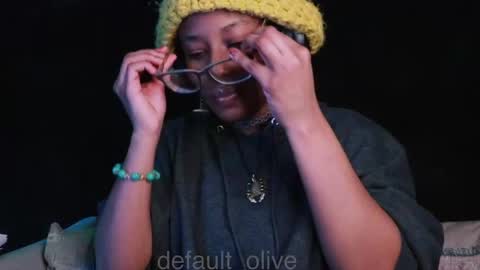 Default Olive online show from December 27, 11:53 pm