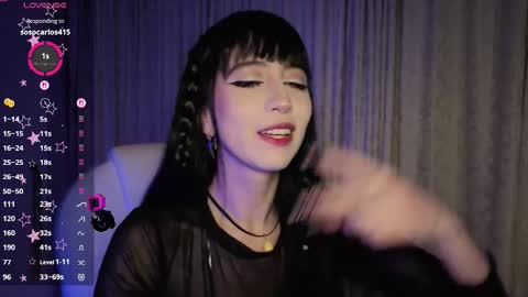 Stephanie.e  online show from October 30, 6:27 am