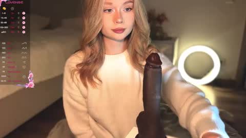 Dia online show from February 15, 9:36 pm