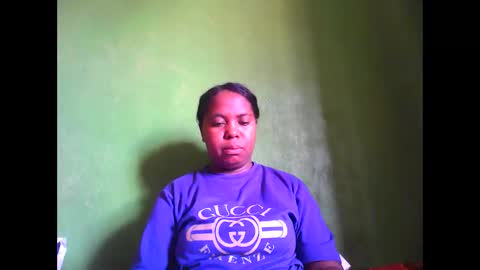 deliah712909 online show from February 3, 6:33 am