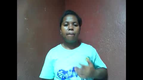 deliah712909 online show from December 28, 5:23 am