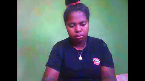 Snapshot of deliah712909 chatting on September 18, 8:02 am deliah712909 online show from September 18, 8:02 am