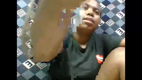 Snapshot of deliah712909 chatting on October 18, 8:39 am deliah712909 online show from October 18, 8:39 am