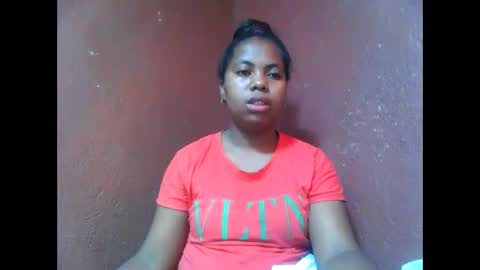 deliah712909 online show from January 3, 4:11 am