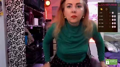 Snapshot of delicecat chatting on September 13, 8:28 pm Delicacat online show from September 13, 8:28 pm