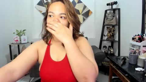 delightfulcurvy online show from December 18, 9:08 pm