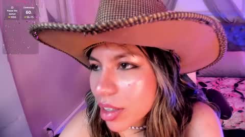 Snapshot of delilah_fix chatting on February 26, 1:32 pm della online show from February 26, 1:32 pm