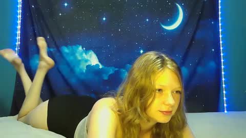 Snapshot of delilalove3412 chatting on February 28, 1:47 am DelilaLove3412 online show from February 28, 1:47 am