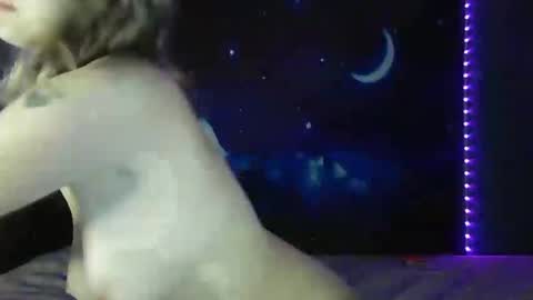 Snapshot of delilalove3412 chatting on January 15, 2:27 am DelilaLove3412 online show from January 15, 2:27 am