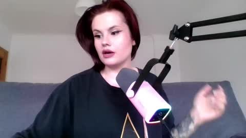 Snapshot of dellacrush_ chatting on March 5, 2:34 pm dellacrush_ online show from March 5, 2:34 pm