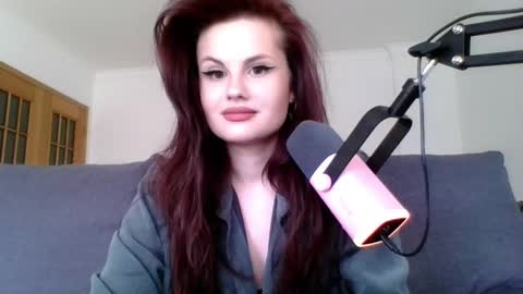 Snapshot of dellacrush_ chatting on March 9, 3:05 pm dellacrush_ online show from March 9, 3:05 pm