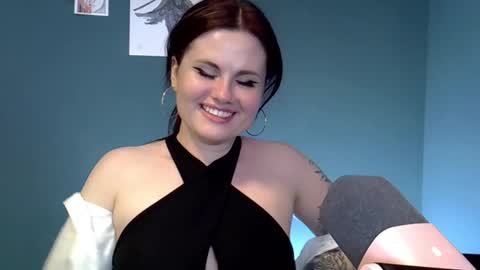 Snapshot of dellacrush_ chatting on February 20, 9:20 pm dellacrush_ online show from February 20, 9:20 pm