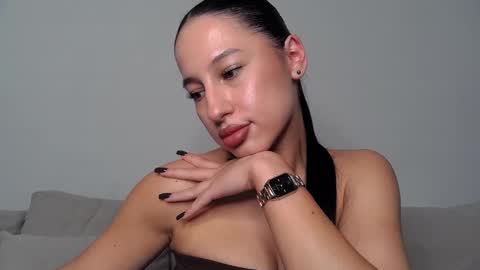 Snapshot of delly_love chatting on September 16, 7:00 pm delly_love online show from September 16, 7:00 pm