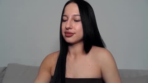 Snapshot of delly_love chatting on September 8, 9:14 pm delly_love online show from September 8, 9:14 pm