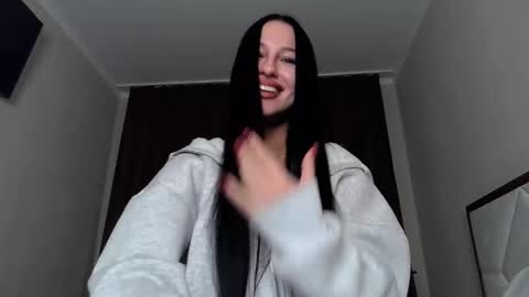 Snapshot of delly_love chatting on October 13, 7:38 pm delly_love online show from October 13, 7:38 pm