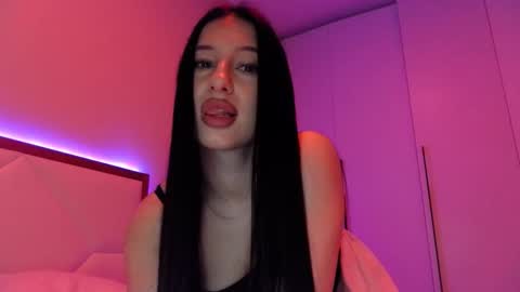 delly_love online show from March 20, 8:25 pm