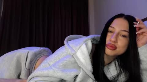 Snapshot of delly_love chatting on October 29, 5:12 am delly_love online show from October 29, 5:12 am