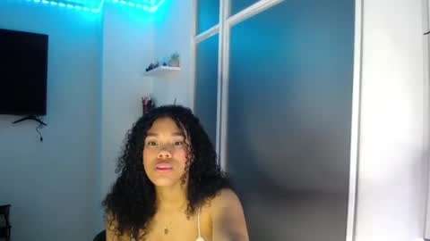 Snapshot of dena_k_ chatting on December 5, 10:12 am Dena k s online show from December 5, 10:12 am
